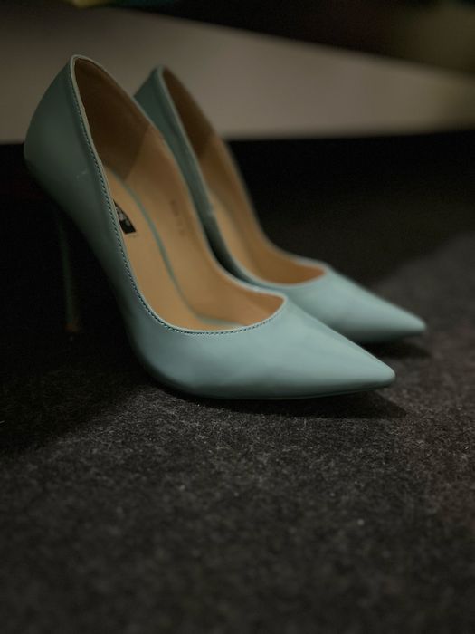 Pantofi stiletto cu toc