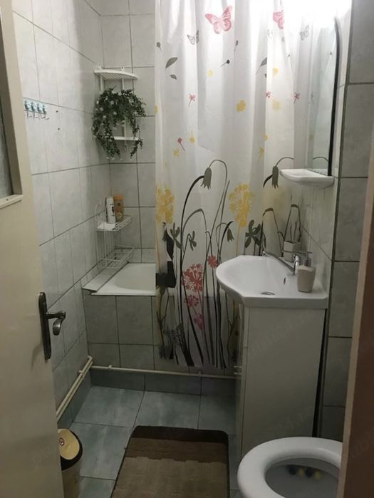 PROPRIETAR vând Ap 2 cam. et 1 Banat, Parcare proprie, Negociabil