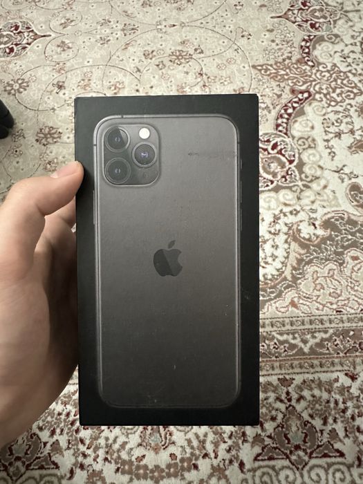 Айфон 11 про 256 идеал