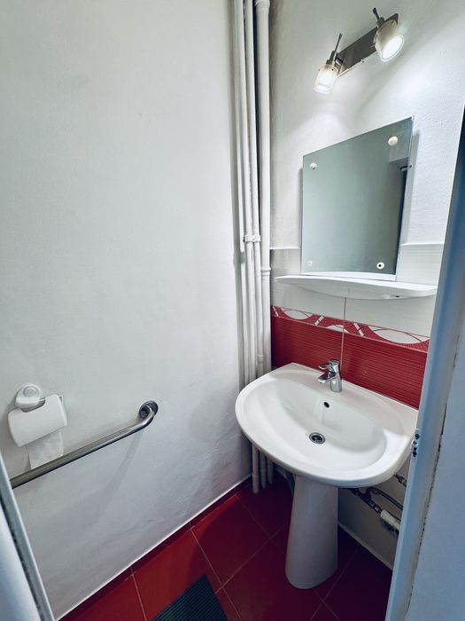 Proprietar | 3 camere, 2 băi, 70 mp | Gară | Etaj 2 | CT | Mașină de spălat