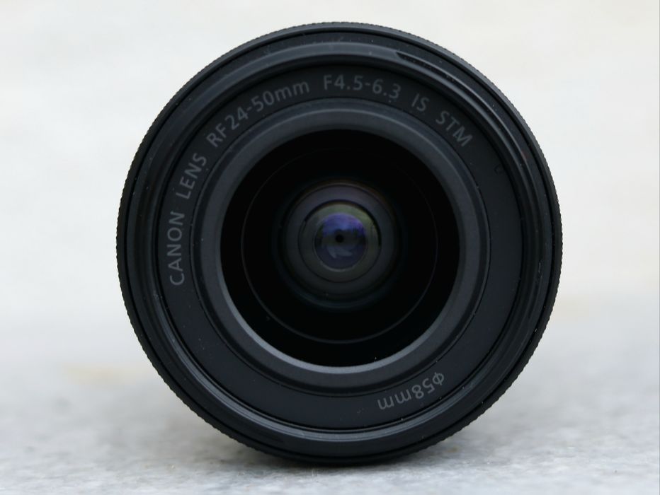 Canon RF 24-50mm IS STM Full frame