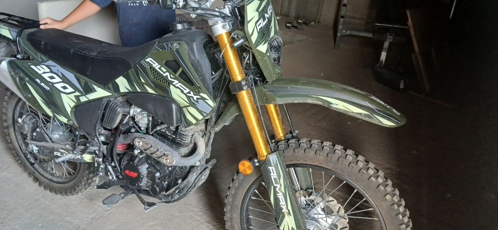 Продам мотоцикл Altay300куь
