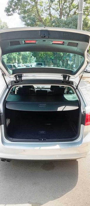 VÂND
Passat B7 -An fabricație: 2012- Motor 2.0 CC -140 CP