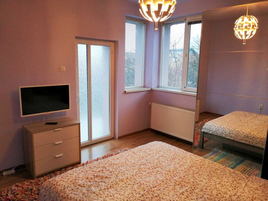 Proprietar, ofer spre închiriere casă în Calea Lipovei