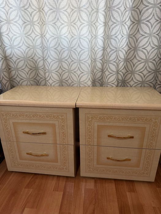 Продам спальный гарнитур