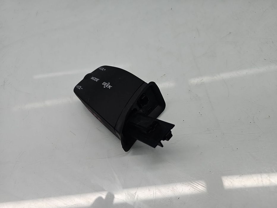 Comenzi volan Ford Focus 2 (DA) [Fabr 2004-2012] 3M5T-14K147AD