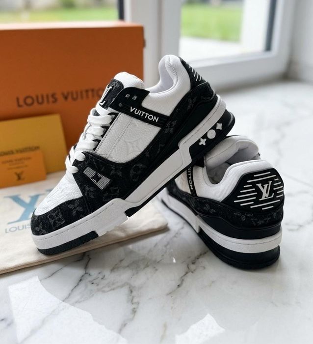 Adidasi LV Trainers Clasic - Negru-Alb - FULL BOX - Calitate PREMIUM