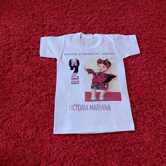 Tricouri sau bluzițe personalizate