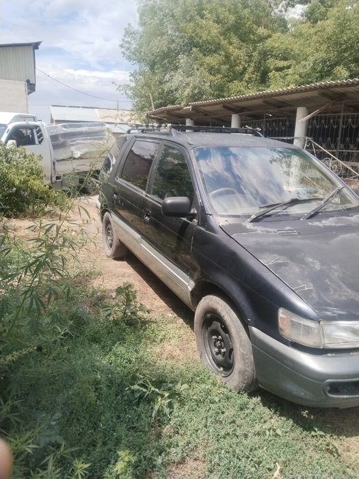 Продам машина. Mitsubishi Chariot