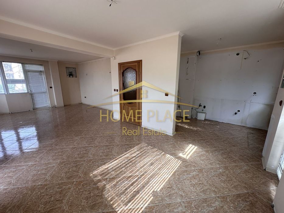 Продава се Тристаен апартамент в Варна, Бриз - 106 кв.м за 1840 €/кв.м - Снимка #3