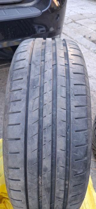 Летни гуми Vredesteun 205х55х17 2бр. и 205х50х17 3бр