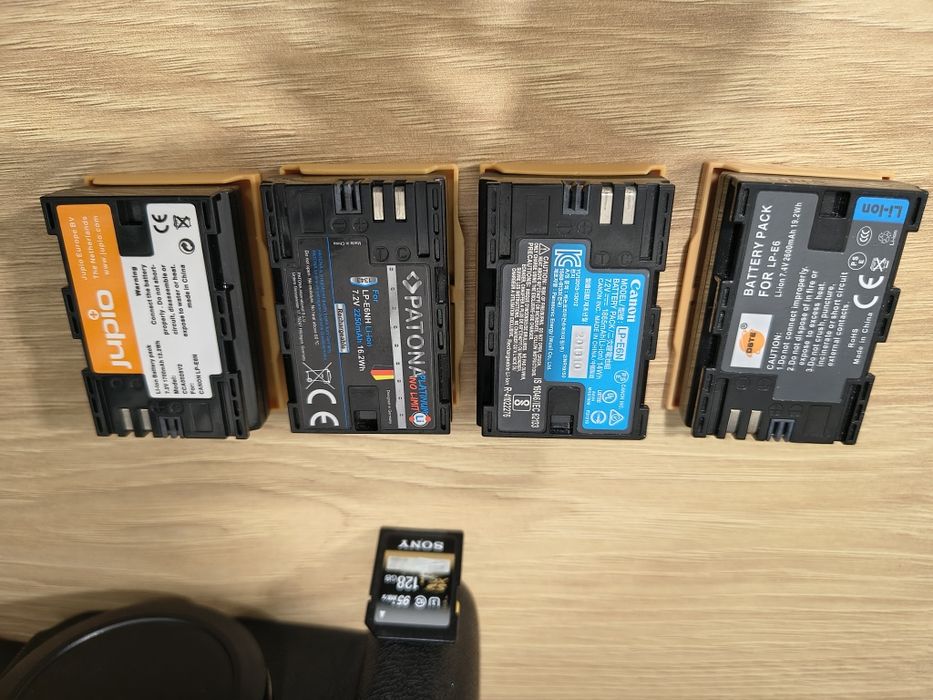 Canon EOS R + Canon EF 50mm F1.8