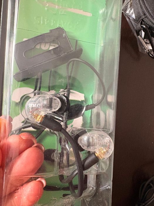 Shure (in-ear) SE 215, in cutie, sigilate