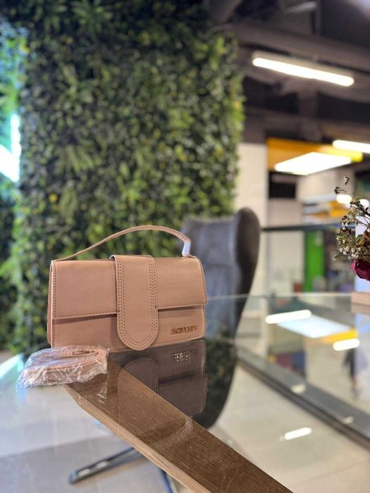 Geanta Jacquemus Le Grand Bambino Crem NOUA VAND URGENT!