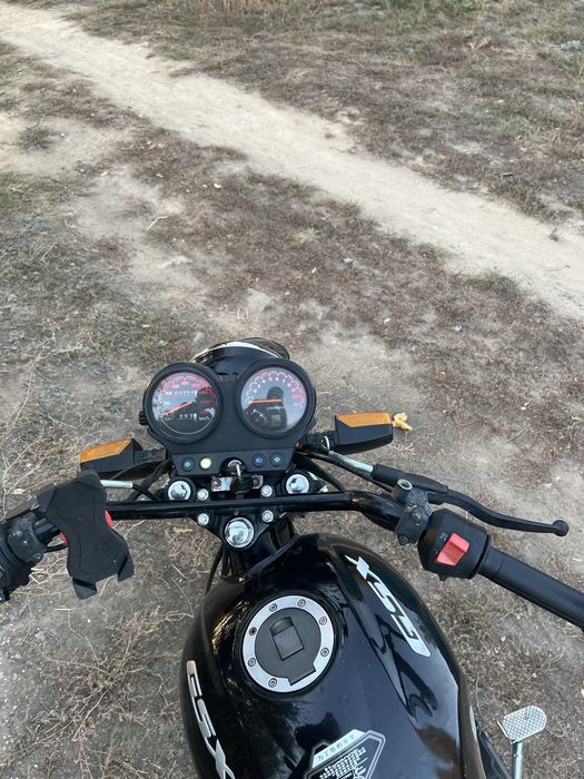 Продам мотоцикл GSX