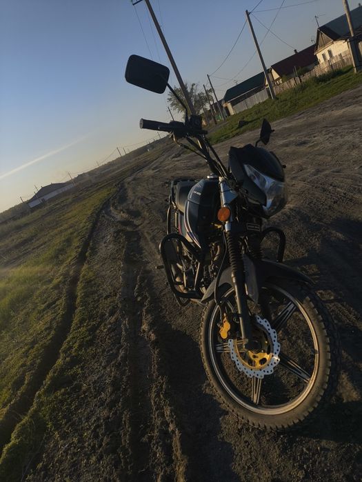 Продам мотоцикл  125 кубов