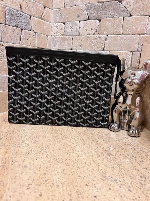 Стилни мъжки чанти .