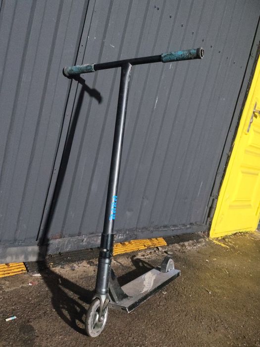 Продам трюковой самокат