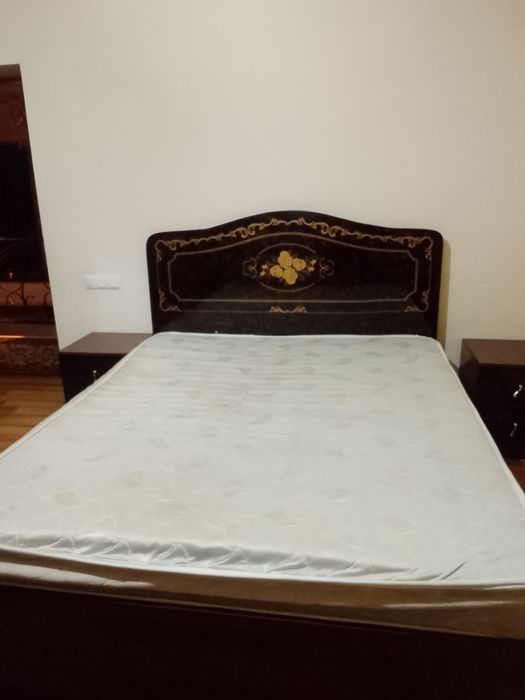 Продается спальныи гарнитур.2штук.