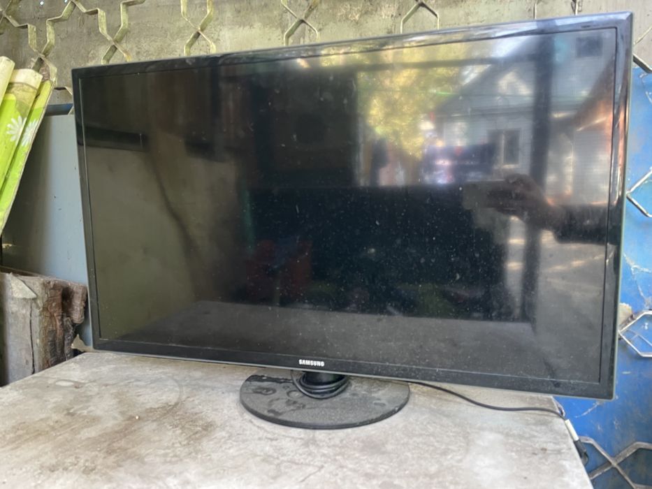 Телевизор Samsung на запчасти