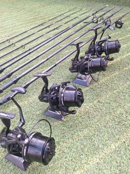 Set Pescuit 4 Legend Pro Fl 3.6m + 4 Arcast 10000 9+1 rulmenti

Produs