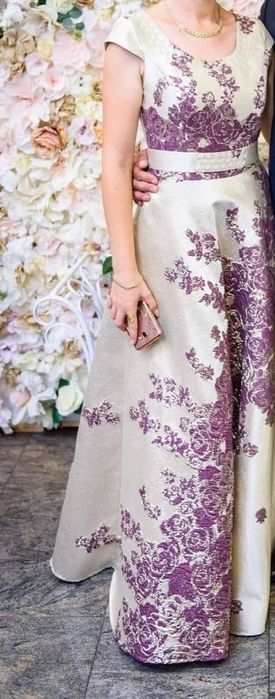 Rochie de gala alba cu flori S-M