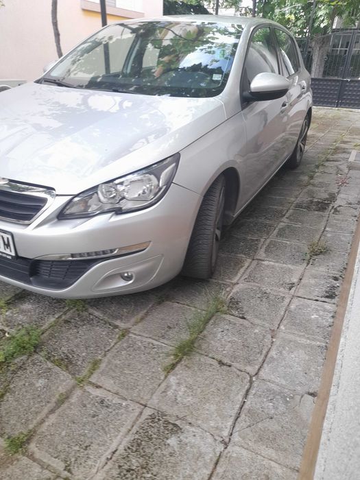 Продавам Пежо 308 T9