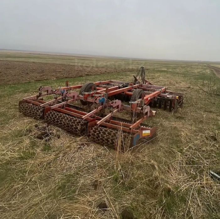 Продам трактор. Плуг. Диск