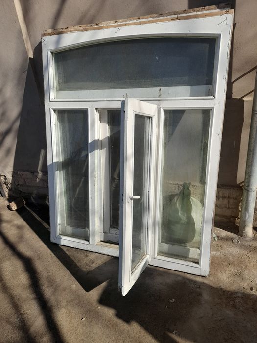 Ойналар тахтадан акфа фасон келишилади 2 та бор..размер эн1.20×буй1.50