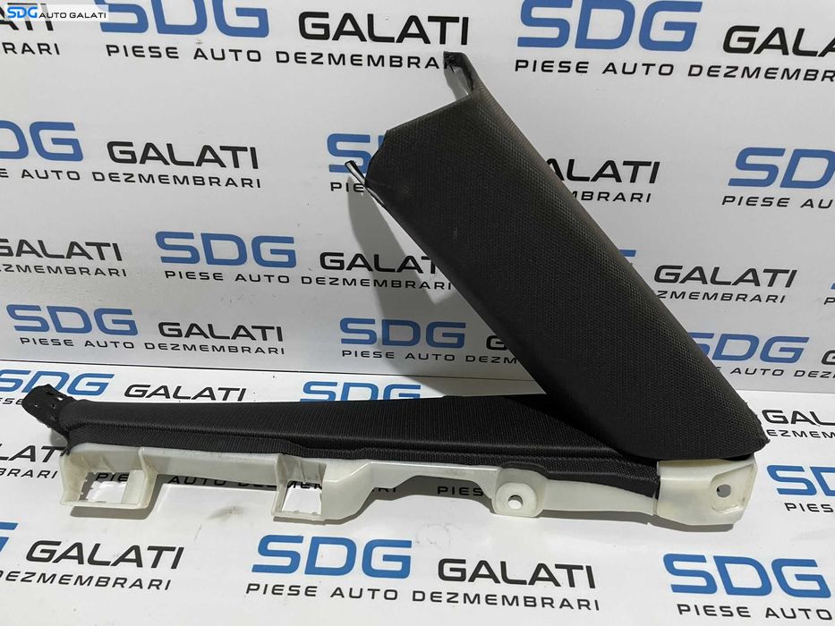 Ornament Stalp Plastic Negru S Line Dreapta Spate Audi A5 Sportback 2008 - 2016 Cod 8T8867288 [1749]