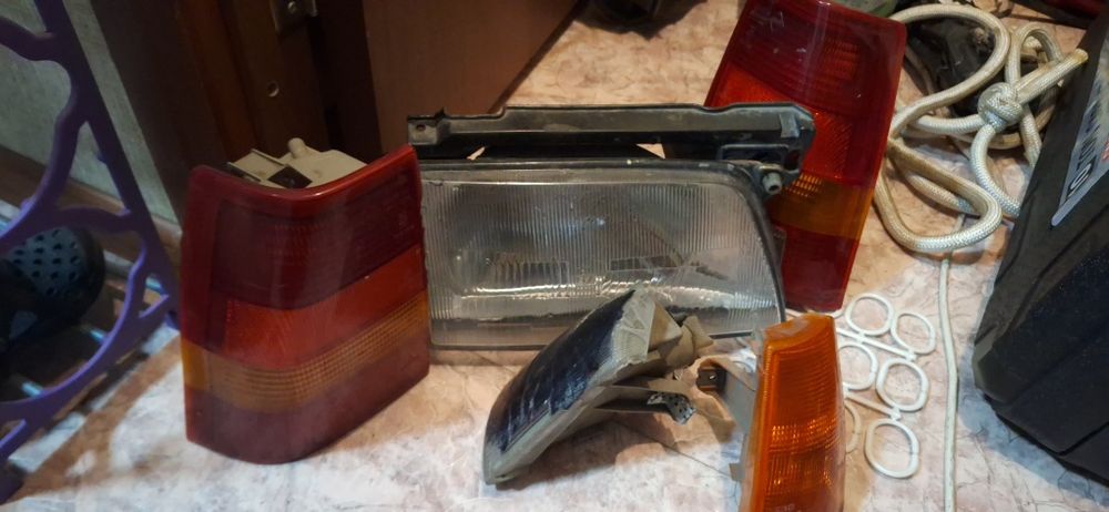 Фары на дэ рейсер кадет