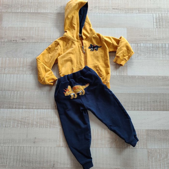 Лот дрехи за момче 92 блузи 2-3 г панталони пижама