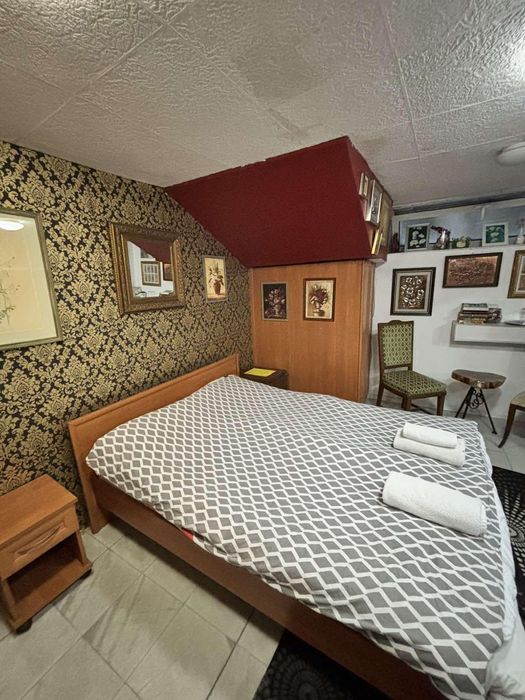 Едностаен апартамент под наем в Център