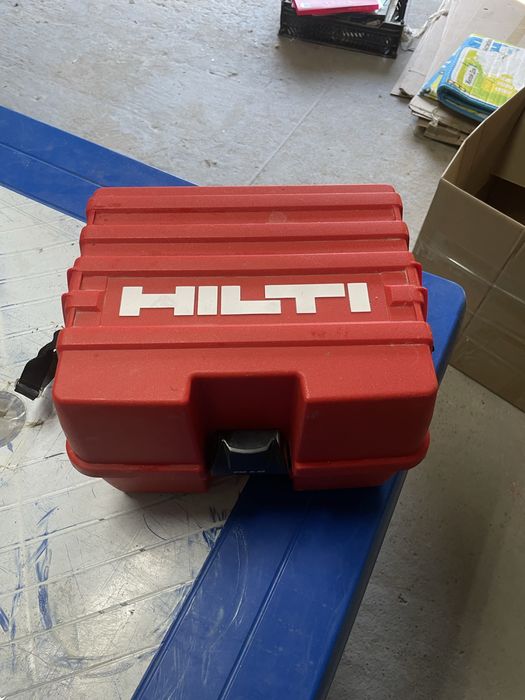 Продам лазерный уровень Hilti PM 4-M