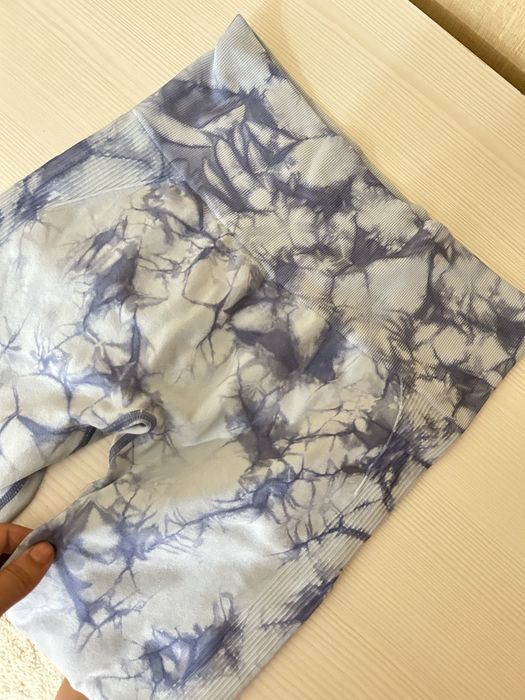 Лосины спортивные и майка