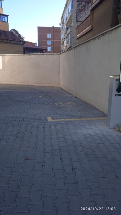 Дава се под наем Гараж / Паркомясто в Крън - 15 кв.м за 66.3 € - Снимка #1