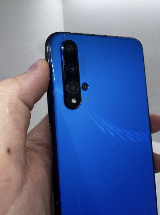 Huawei Nova 5T Blue Custom – Deblocat – Funcțional – Ideal pentru utilizare, reparație sau piese