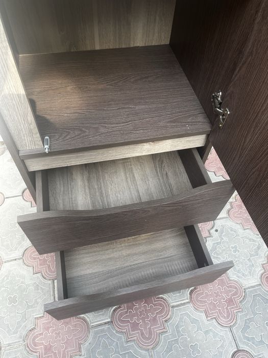 Продам шкаф 2на40