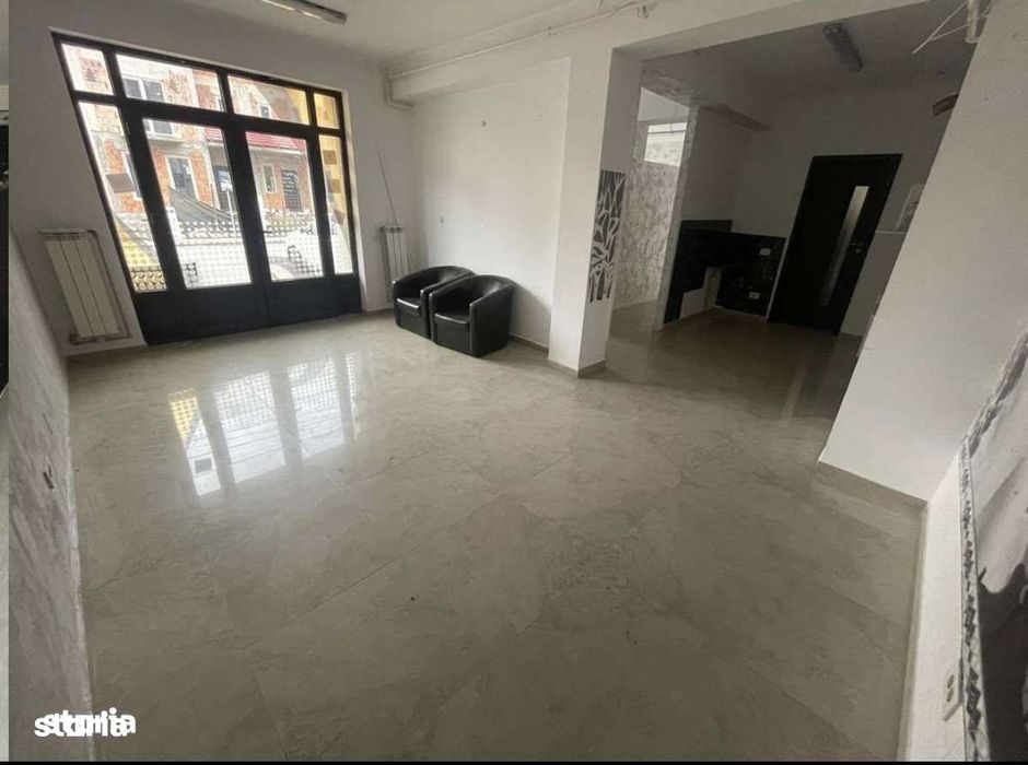 2 camere cu curte cadastrală 60 mp | Parter | Acces stradal excelent