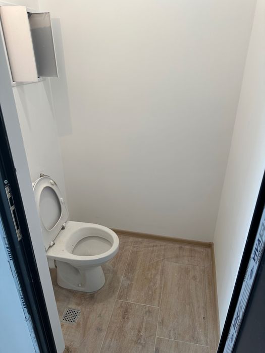 Дава се под наем Магазин в София, Дружба 2 - 57 кв.м за 1140 € - Снимка #4