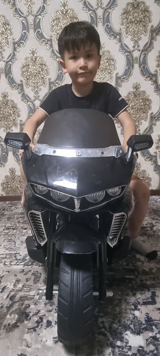 Болалар учун мотоцикл сотилади