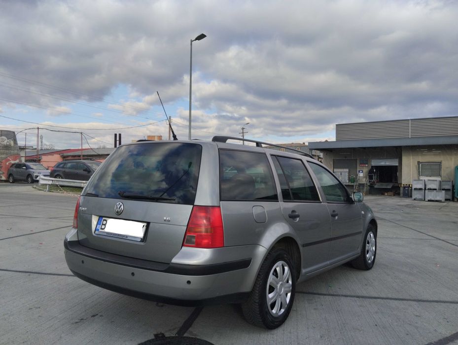 Unic proprietar vand  Vw Golf  / 1.6 benzina / euro 4