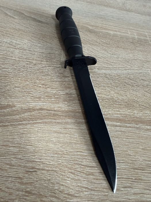 Продавам Чисто Нов Нож Glock