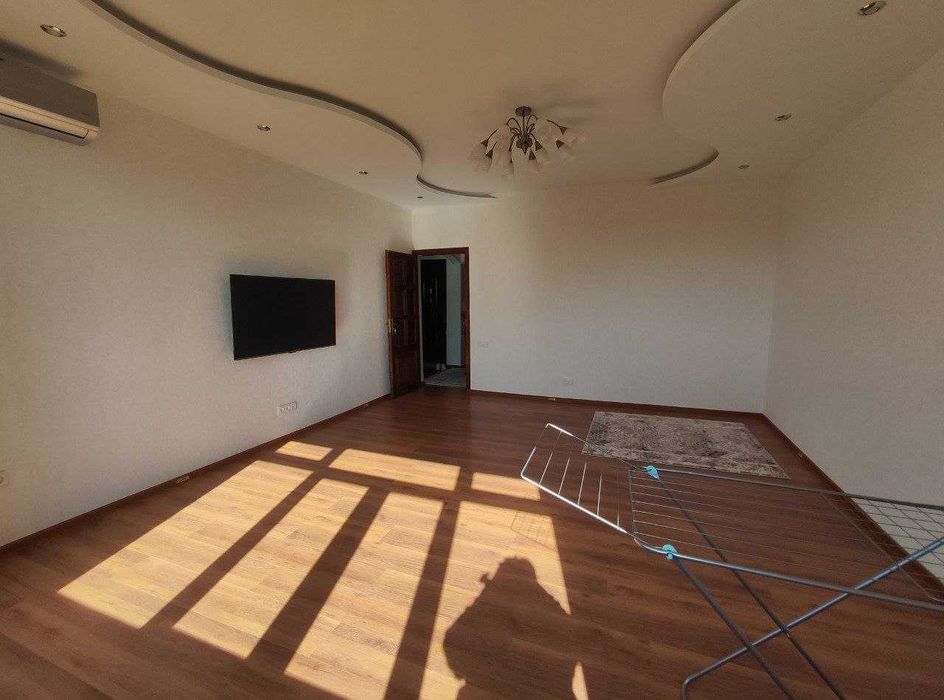 4-х комнатная квартира Ул. Лабзак ID: 5023