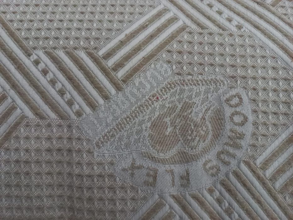 Saltea 200x180 cm de 20 cm grosime foarte putin utilizata