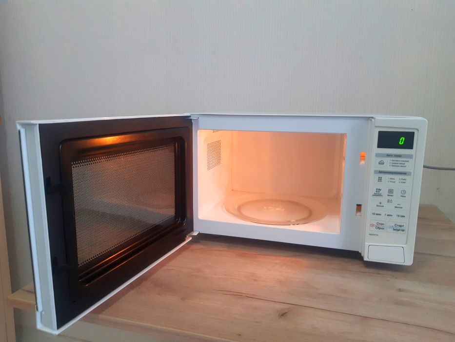 микроволновая печь LG