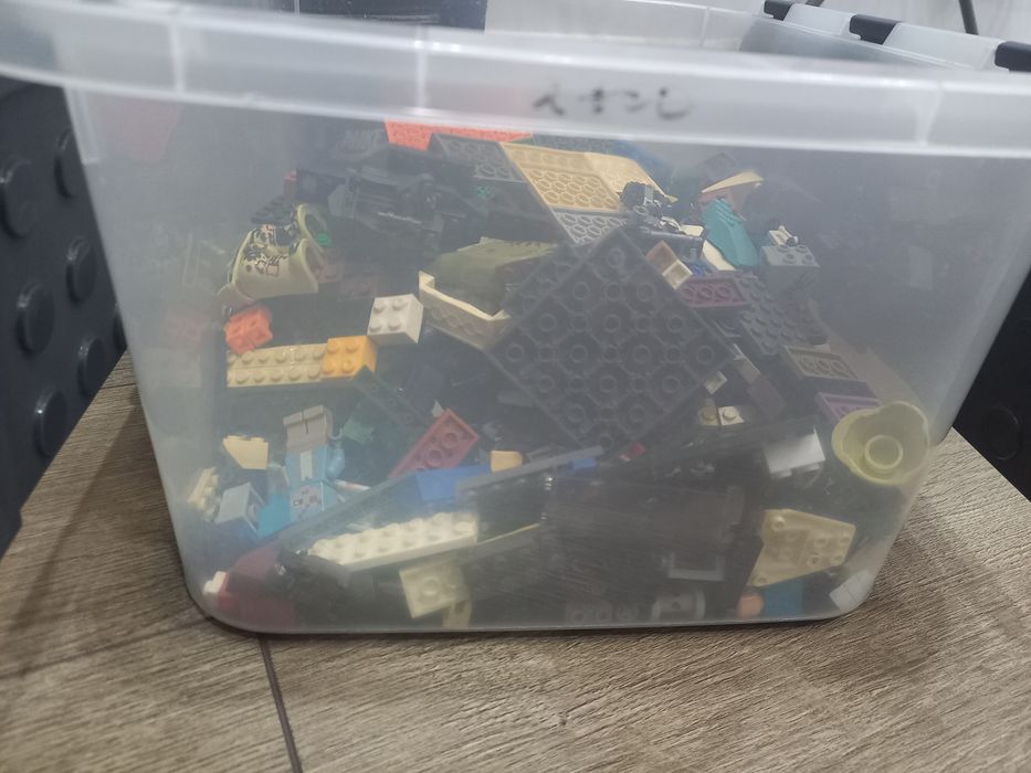 Продам  LEGO почти все оригинал