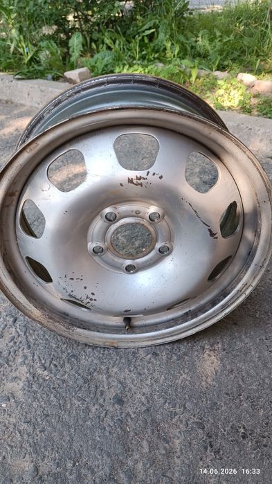 Продам диски на дастер