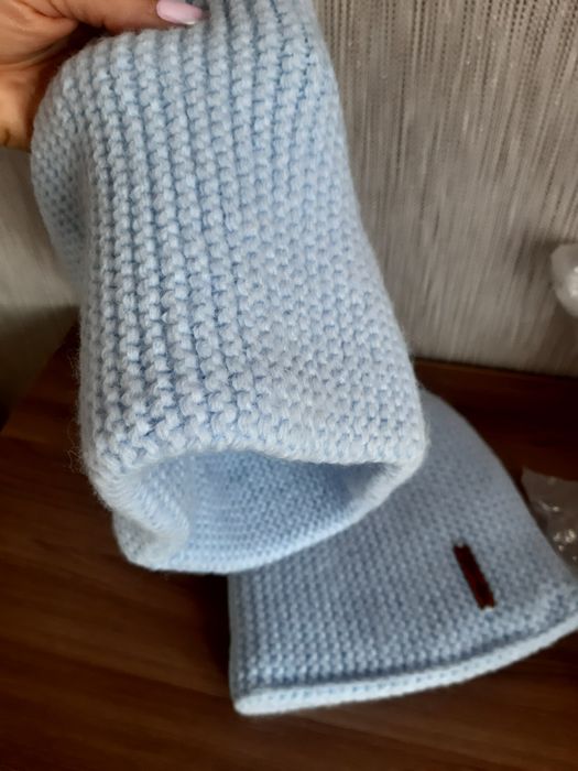 Женская шапка со снудом