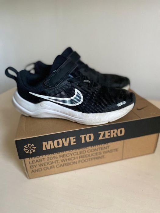 Кроссовки Nike 28 p.